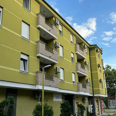 Stan Na Dan La Familia Apartment